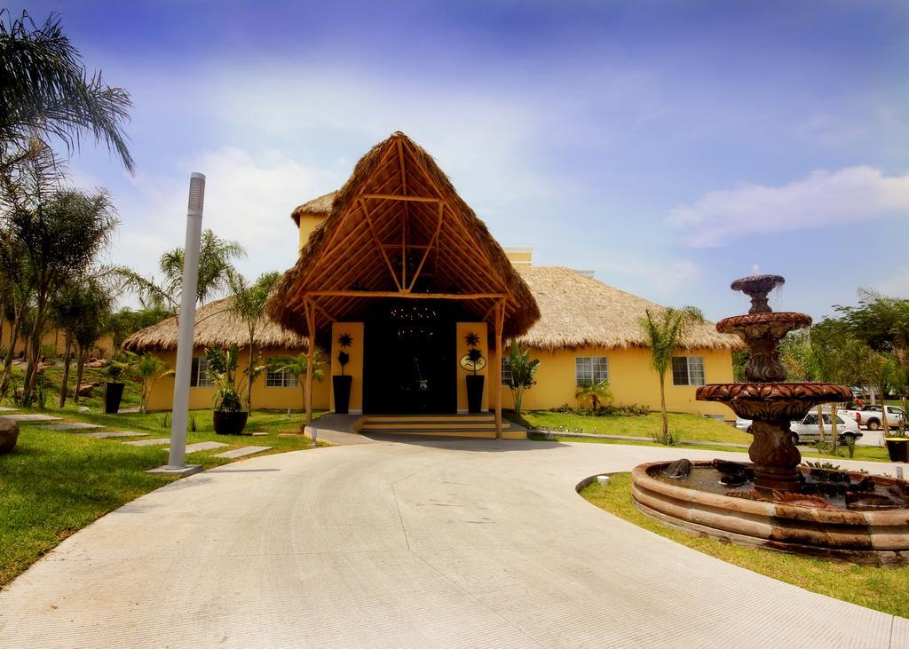 Zar Colima Hotell Exteriör bild