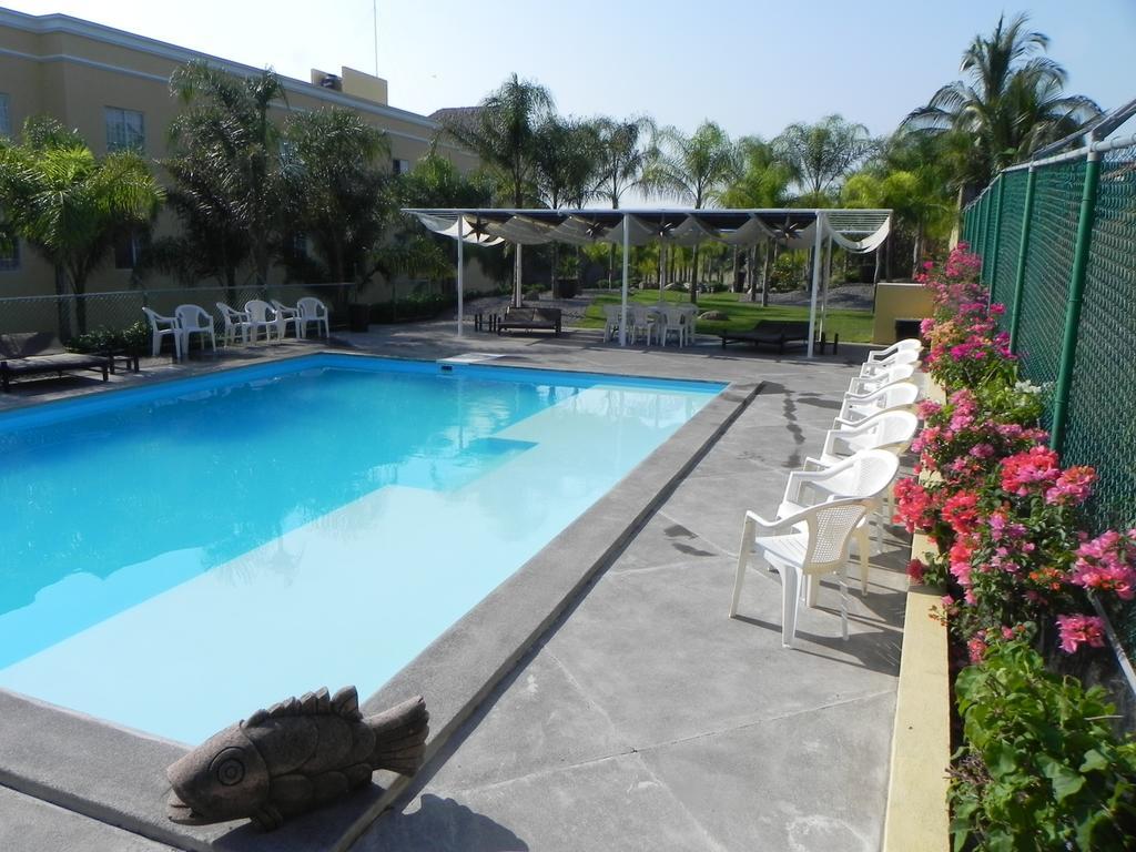 Zar Colima Hotell Exteriör bild