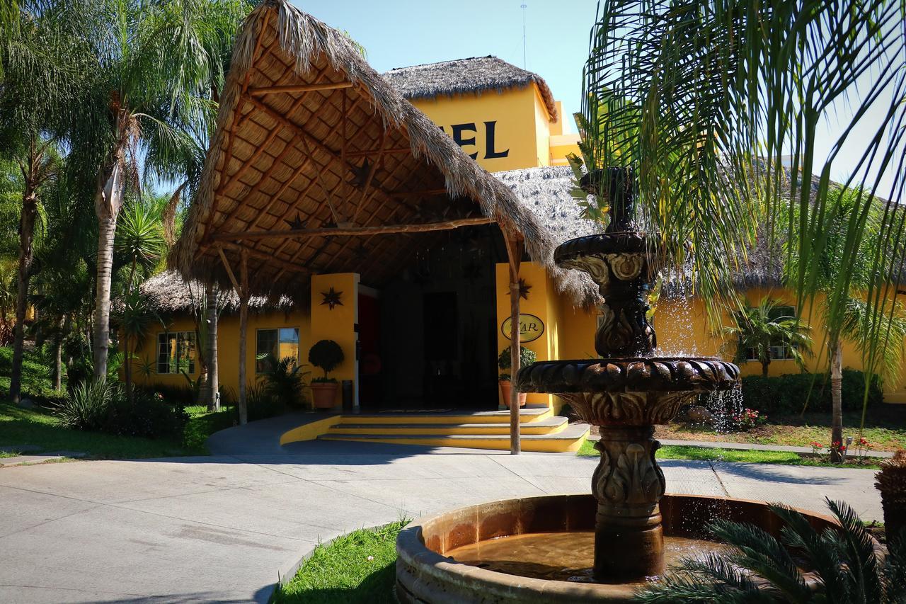 Zar Colima Hotell Exteriör bild