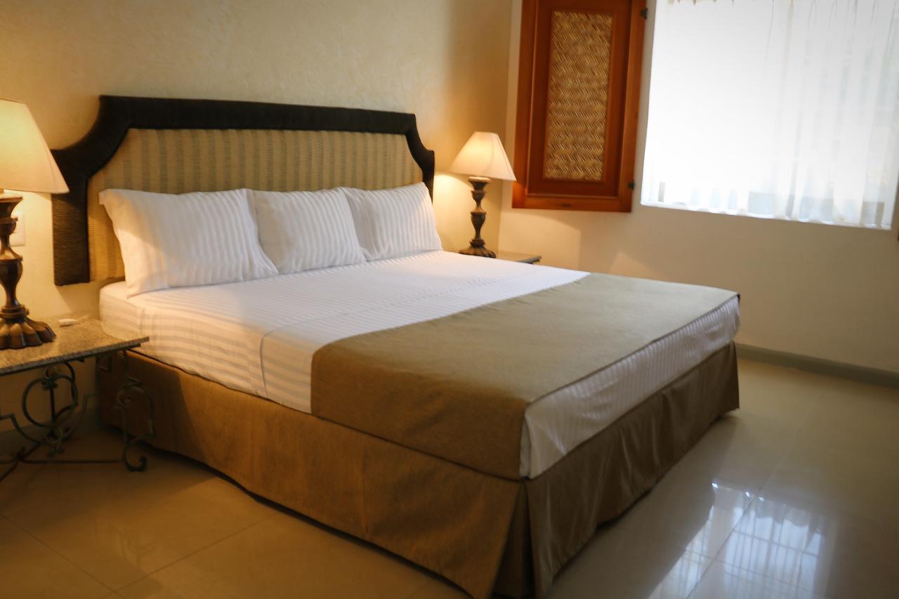 Zar Colima Hotell Exteriör bild